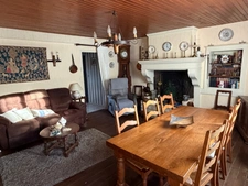 BELLE MAISON EN PIERRE 4 CHAMBRES AVEC JARDIN