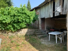 MAISON DE VILLAGE 4 CHAMBRES AVEC JARDIN ET DÉPENDANCES
