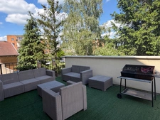 LOFT CONTEMPORAIN,  160m2, 4 CHAMBRES - TERRASSE, JARDIN AVEC PISCINE ET GARAGE