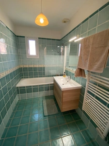 Belle Villa plain-pied de 2004, Type 5 avec grand garage sans aucun travaux à prévoir sur 891 m2 de parcelles !