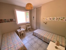 Belle Villa plain-pied de 2004, Type 5 avec grand garage sans aucun travaux à prévoir sur 891 m2 de parcelles !