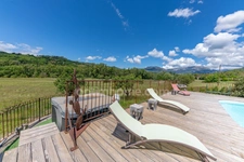 En pleine Nature, un Mas Provençal en pierres dans la Vallée de Thoard !