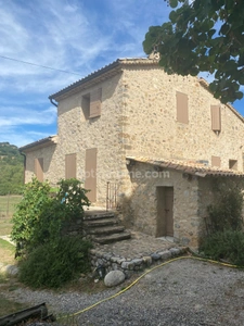 En pleine Nature, un Mas Provençal en pierres dans la Vallée de Thoard !