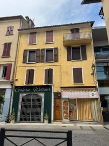 🏗️ DIGNE-LES-BAINS – PÉPITE INVESTISSEUR – T3 TRAVERSANT À RÉNOVER – 2 BALCONS – POTENTIEL 2 LOGEMENTS 