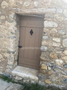 En pleine Nature, un Mas Provençal en pierres dans la Vallée de Thoard !