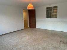 Villa Bourgeoise des Années 30 – 190 m², Proche Collège Gassendi – Digne-les-Bains