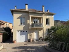 🏛️Elégante Maison Bourgeoise 1936 Rénovée – 4 Faces – Quartier Prisé des Chauchets (Digne-les-Bains)
