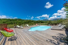 En pleine Nature, un Mas Provençal en pierres dans la Vallée de Thoard !
