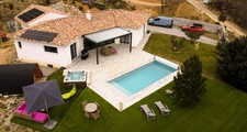 À vendre : Villa d’architecte haut de gamme avec piscine, spa et double garage – Malijai