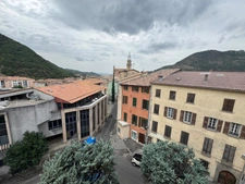 Appartement T4 lumineux avec ascenseur, cave et parking – Centre-ville de Digne-les-Bains