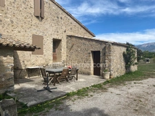 En pleine Nature, un Mas Provençal en pierres dans la Vallée de Thoard !