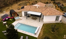 À vendre : Villa d’architecte haut de gamme avec piscine, spa et double garage – Malijai