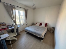 ☀️ EXCLUSIVITÉ – Charmante maison individuelle de plain-pied avec piscine et 2 garages à Peyruis ☀️