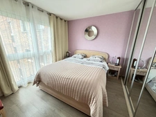 Appartement à vendre 4 pièces CRETEIL (94), proche métro et centre commercial