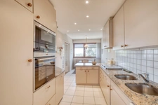APPARTEMENT TYPE T4 -de 115M2 avec VUE LAC situé DANS LE CENTRE DE THONON LES BAINS