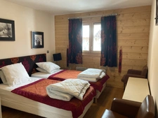 SAMOENS- BEL APPARTEMENT TYPE T2- SITUE EN REZ DE JARDIN