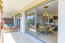 CANNES Basse Californie - APPARTEMENT 3 PIÈCES VUE MER AVEC GARAGE ET CAVE