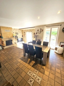 Maison à vendre en exclusivité,5 pièces ESCLES (88), sur un terrain de 922m²