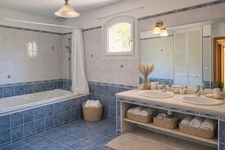 VILLA TRADITIONELLE T6 GRATENTOUR