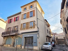 Immeuble à vendre BILLOM (63) / Local commercial et Grand logement