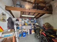 EXCLUSIVITE / Ravissante maison de village avec son petit garage  / 63800 Saint Bonnet les Allier