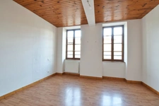 Immeuble à vendre BILLOM (63) / Local commercial et Grand logement