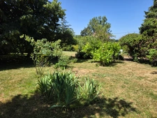 EXCLUSIVITE / Belle maison avec dépendances et garage / 63520 Estandeuil