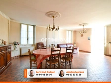 EXCLUSIVITE / Propriété rare / Centre ville / 63160 Billom