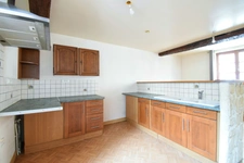 Immeuble à vendre BILLOM (63) / Local commercial et Grand logement
