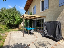 EXCLUSIVITE / Très belle maison avec dépendances et terrain / 63160 Glaine Montaigut