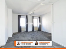 EXCLUSIVITE / Belle maison de ville avec terrasse, jardin, garage et cave / 63160 Billom