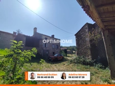 Exclusivité / Très beau corps de ferme avec terrain à rénover / 63520 St Jean des Ollières 