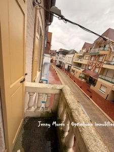 Le Touquet – Centre-ville  Appartement meublé en duplex – 100 m² – 3 chambres – Balcon Loyer : 1 700 € / mois