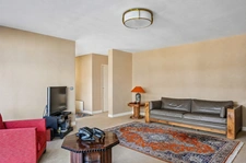 Parc Montsouris,  Appartement de 88m2 avec balcon, cave et parking