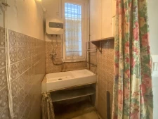 PARIS 20ème – Belleville : 2 pièces de 22 m² à rénover 