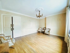 Paris 15ᵉ – Convention / Boucicaut | Appartement familial de 80 m² à rénover, 6ᵉ étage avec ascenseur