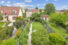 Maison familiale 129 m² habitables + sous-sol total – Terrain 365 m²