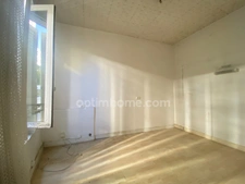 PARIS 20ème – Belleville : 2 pièces de 22 m² à rénover – Fort potentiel !