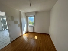 la motte servolex appartement 2 pièces 46 m2 env avec balcon et cave.