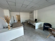 aix les bains local commercial  ou bureau 72 m2 env