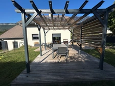 Brison-Saint-Innocent, maison (1997) 4 pièces 89 m² env. garage, terrain de 900 m² env. avec piscine.