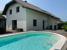 Brison-Saint-Innocent, maison (1997) 4 pièces 89 m² env. garage, terrain de 900 m² env. avec piscine.