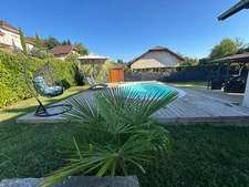 brison saint innocent maison (1997) 4 pièces 95 m2 env garage, terrain de 900 m2 env avec piscine.
