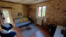 Maison du 17ème dans environnement très calme, avec un gite ou maison d'amis