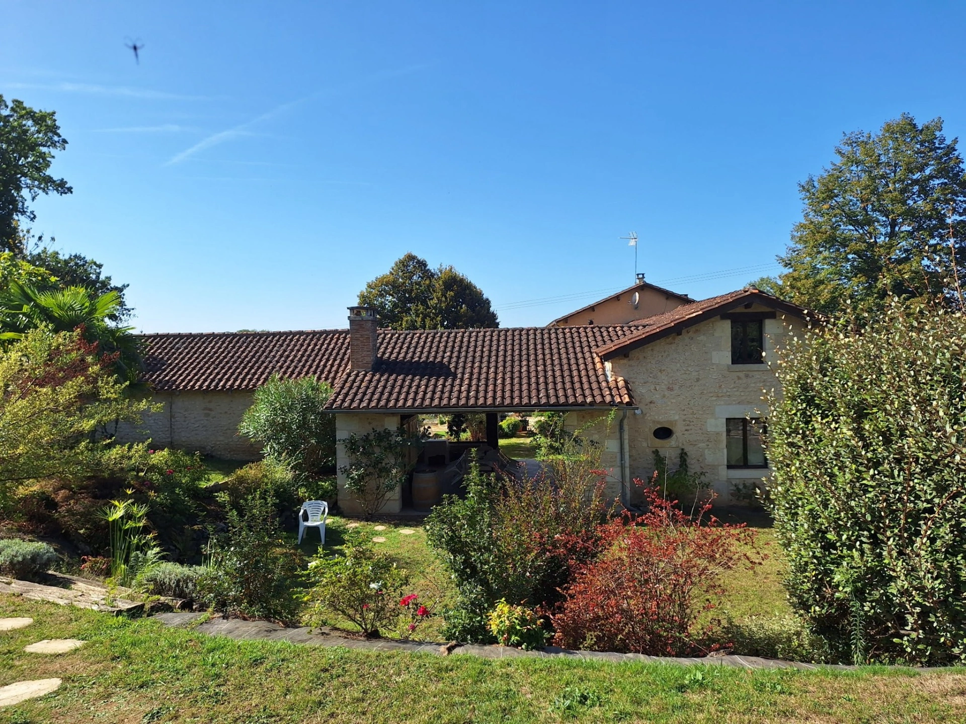 Maison 10 pièces 250 m² · à Vergt · 250 m² · 453 000 €