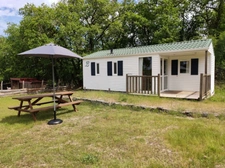 Propriete/Gites 7 hectares, Proche de THENON (24)