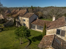 Propriete à vendre 7 pièces à 17 minutes de l'entrée de Périgueux.
