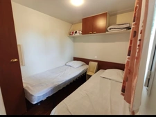 Propriete/Gites 7 hectares, Proche de THENON (24)