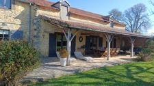 Superbe propriété à vendre 9 pièces Proche de VERGT et SAINTE ALVERE (24)