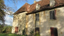 Château du 17éme dans un superbe environnement aux portes de Périgueux